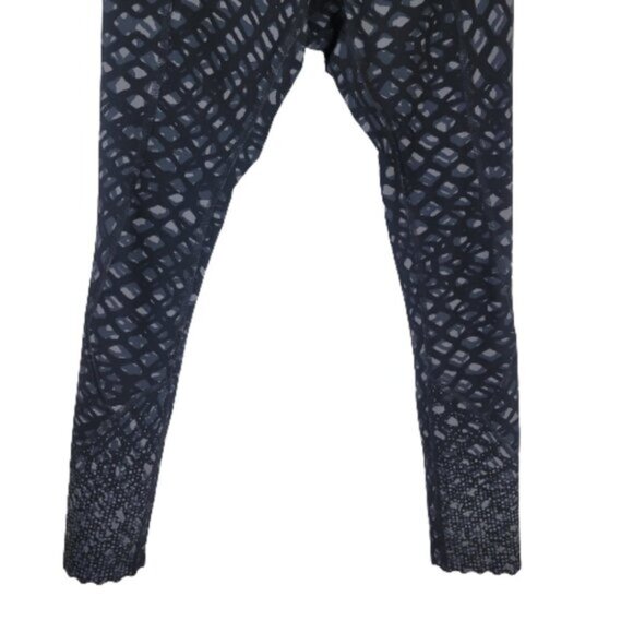 Lululemon Tight Stuff Tight Leggings - Picture 7 of 13